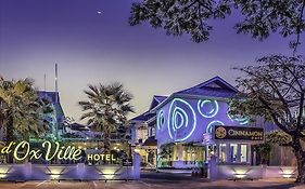 Oxville Hotel Padang (Sumatra) Exterior photo